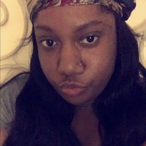 Meet your Posher, Briana